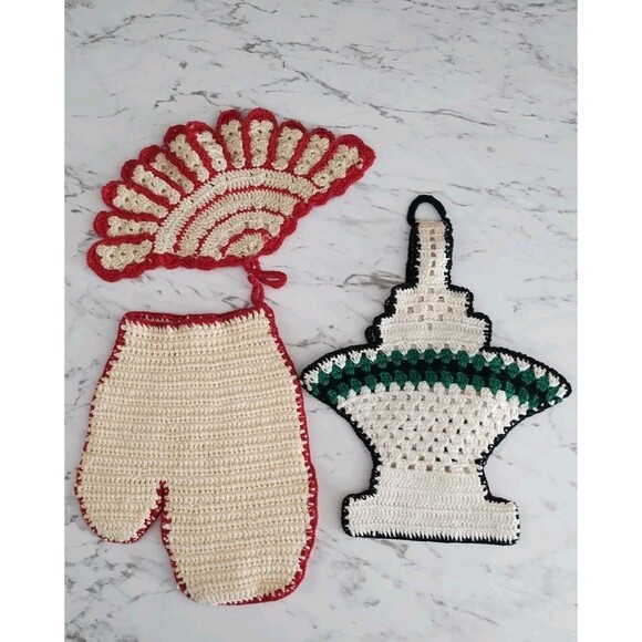 Vintage Lot Of 3 Hanging Crocheted Pot Holders Basket Oven Mitt Red - Picture 5 of 5